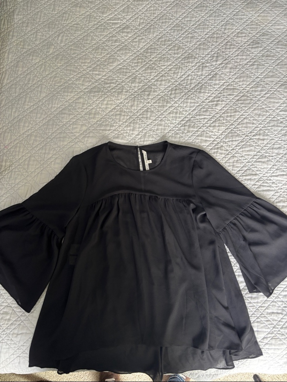 RACHEL Rachel Roy Black Bell-Sleeve Tunic Top
